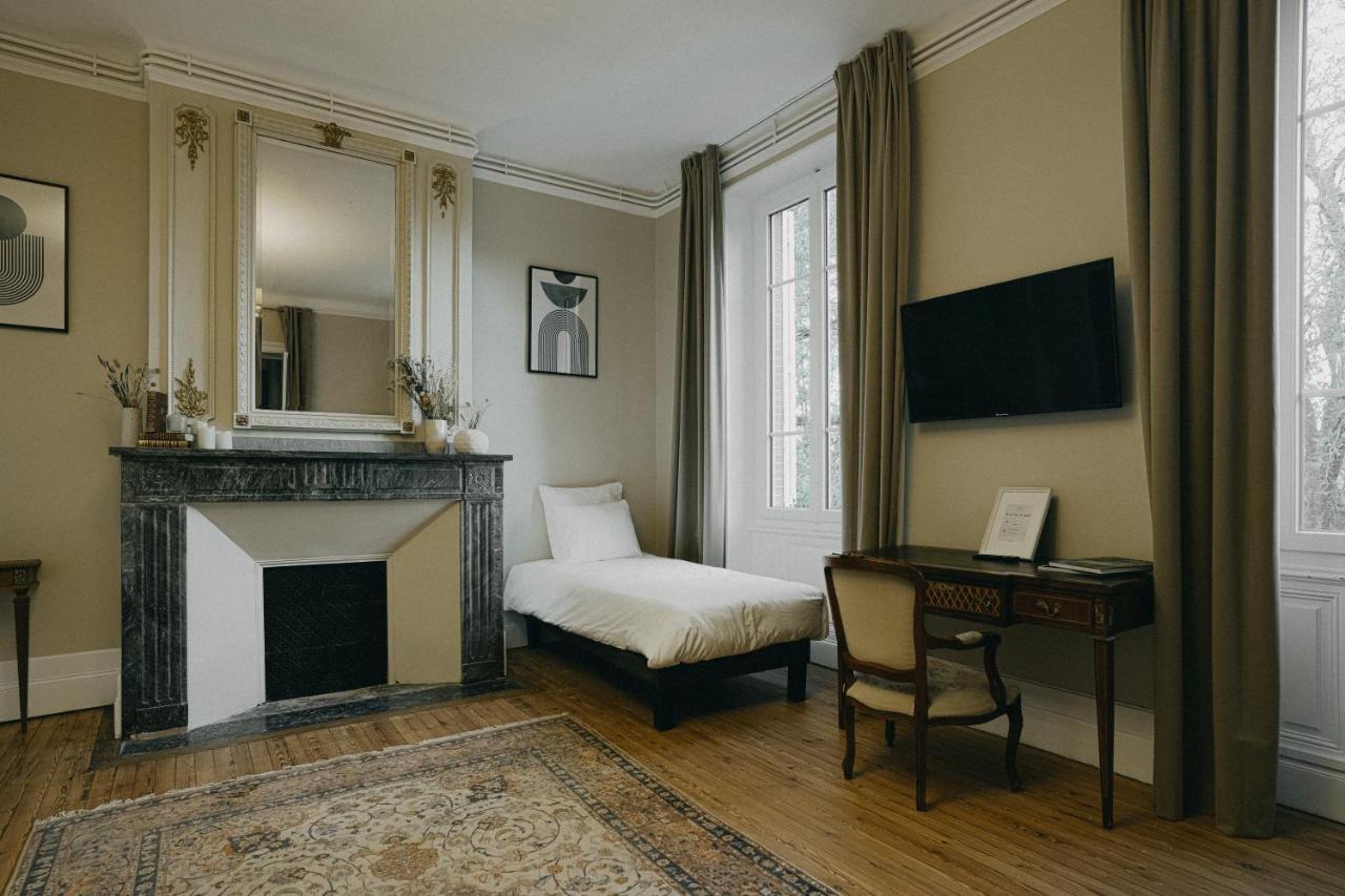 B&B Le Domaine Des Marcoujans Saint-Elix-le-Chateau Экстерьер фото