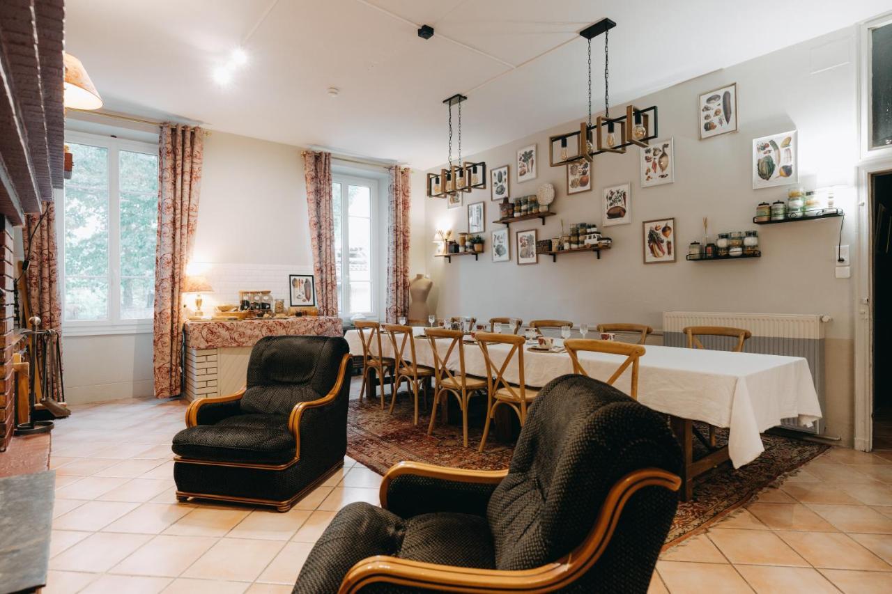 B&B Le Domaine Des Marcoujans Saint-Elix-le-Chateau Экстерьер фото